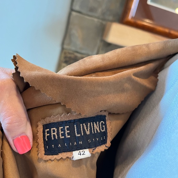 Vintage Free Living suede jacket. Circa 1990s - Picture 7 of 12